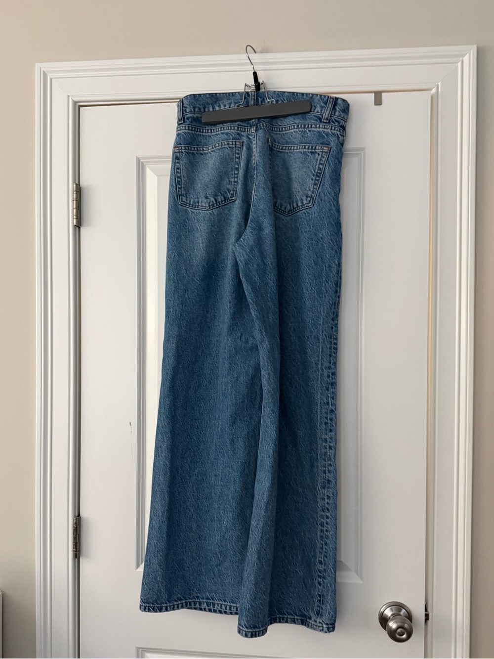 Reformation Cary High Rise Slouchy Wide Leg Jeans in Colorado (US 6/28) - Picture 7 of 10